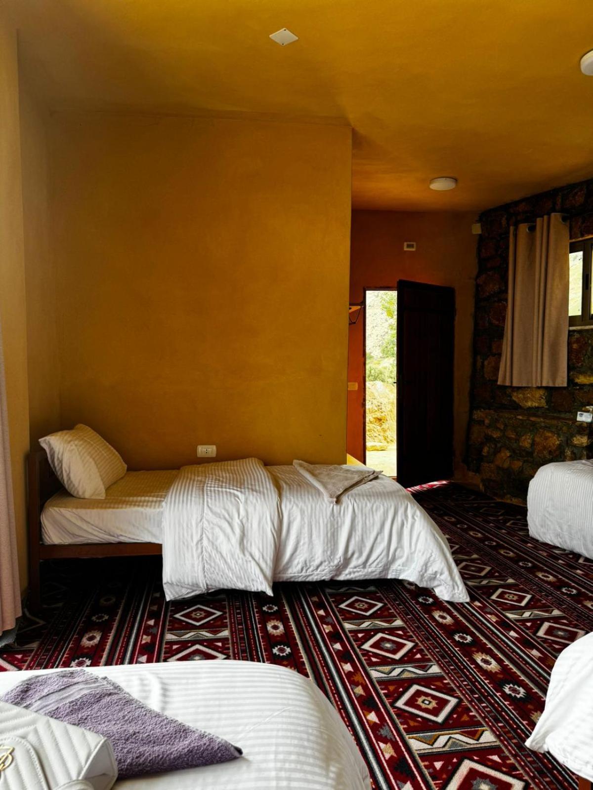 Wild Dana Eco Lodge- Hotel-Eco-Camp Buitenkant foto